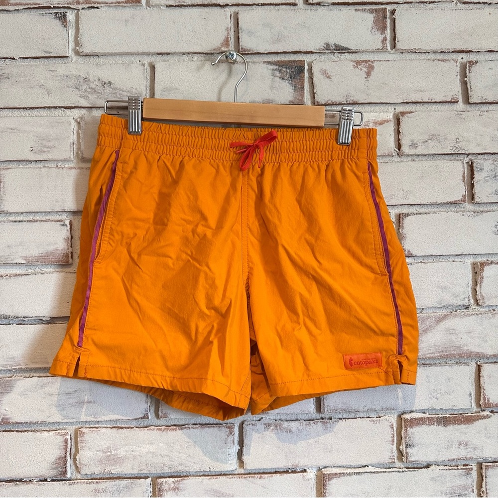 Cotopaxi Brinco Orange Flame Outdoor Shorts size small